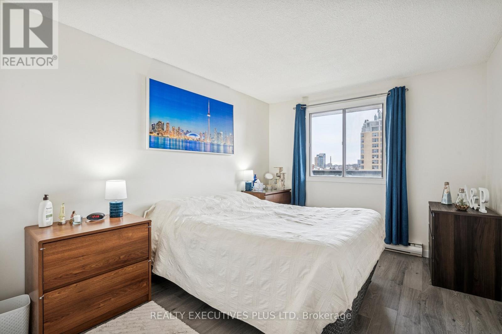 303 - 64 Benton Street, Kitchener, Ontario  N2G 4L9 - Photo 21 - X12806888