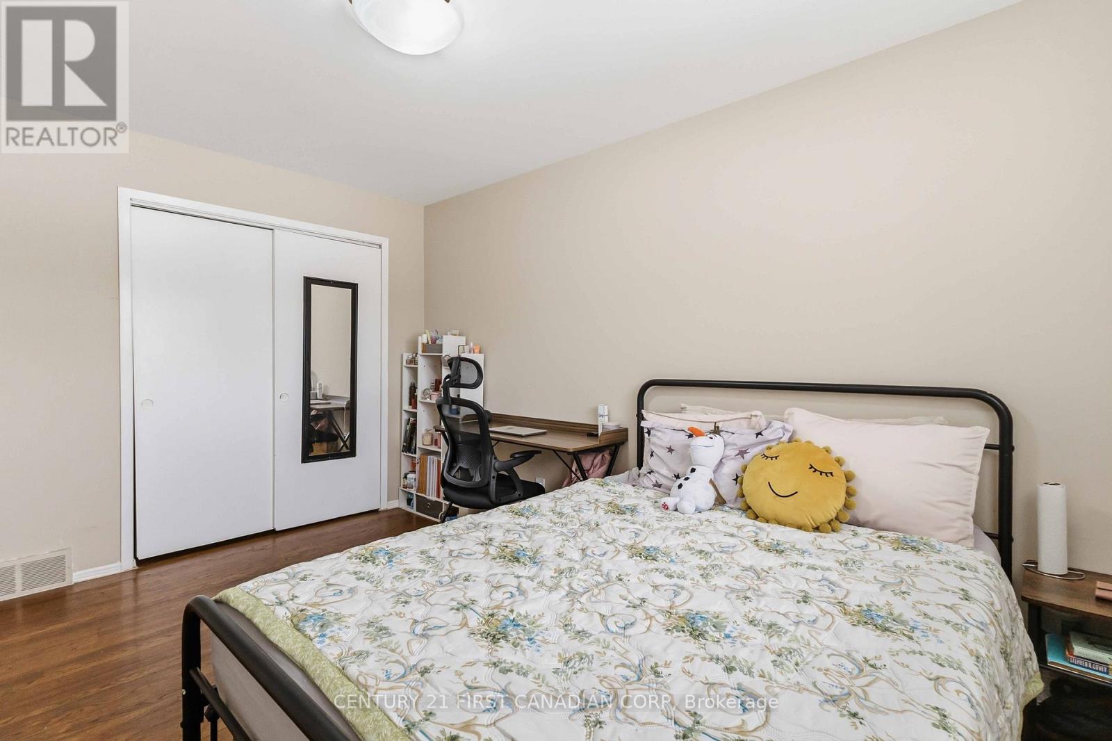 40 Culver Court, London East, Ontario  N5V 3E8 - Photo 12 - X12793980