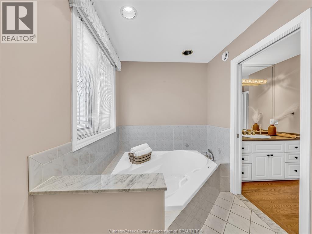 159 Pheasant Run Drive, Lakeshore, Ontario  N8L 0Z8 - Photo 30 - 26003664