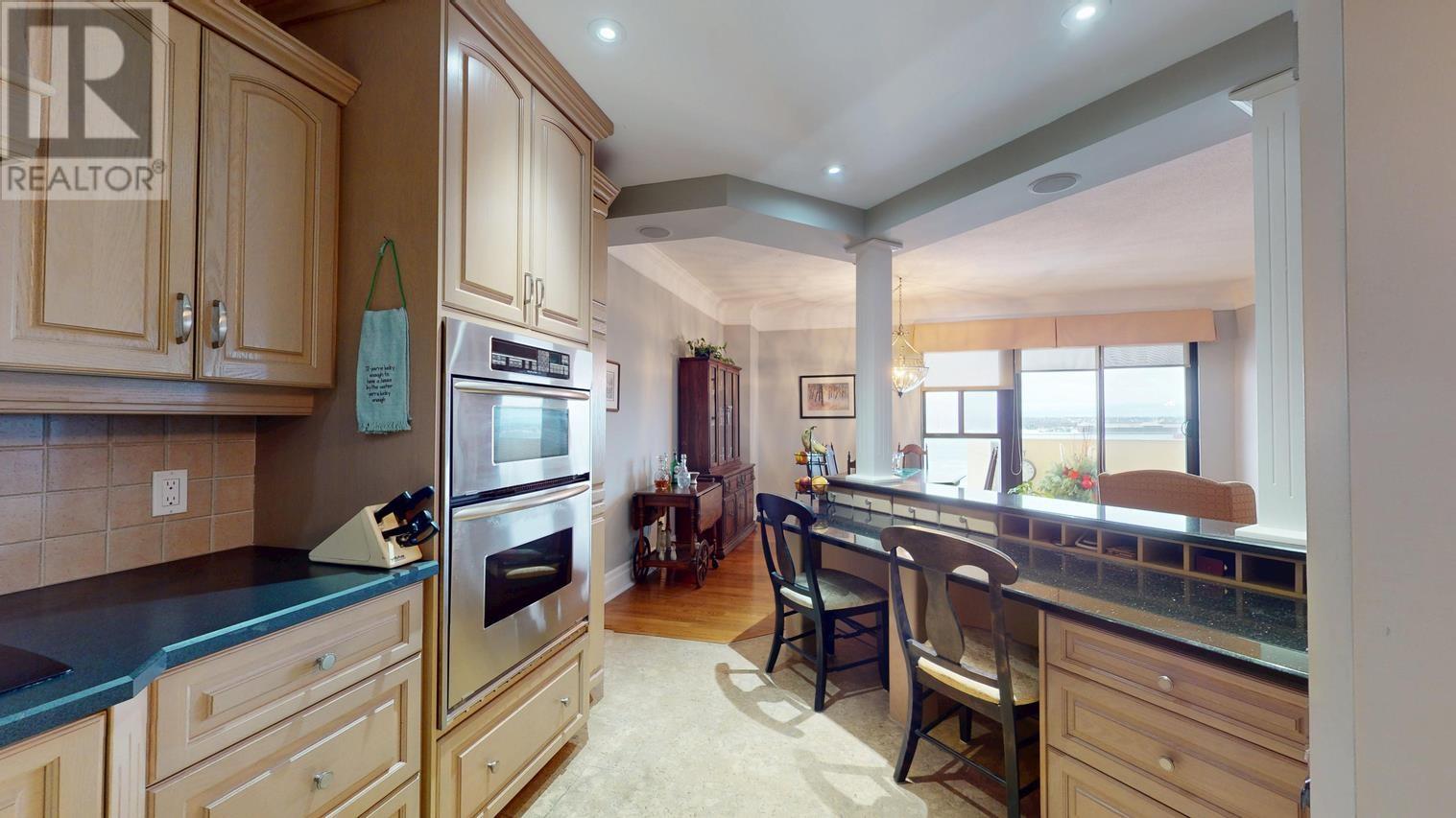 1139 Queen St E # Ph1, Sault Ste. Marie, Ontario  P6A 6K5 - Photo 12 - SM260085