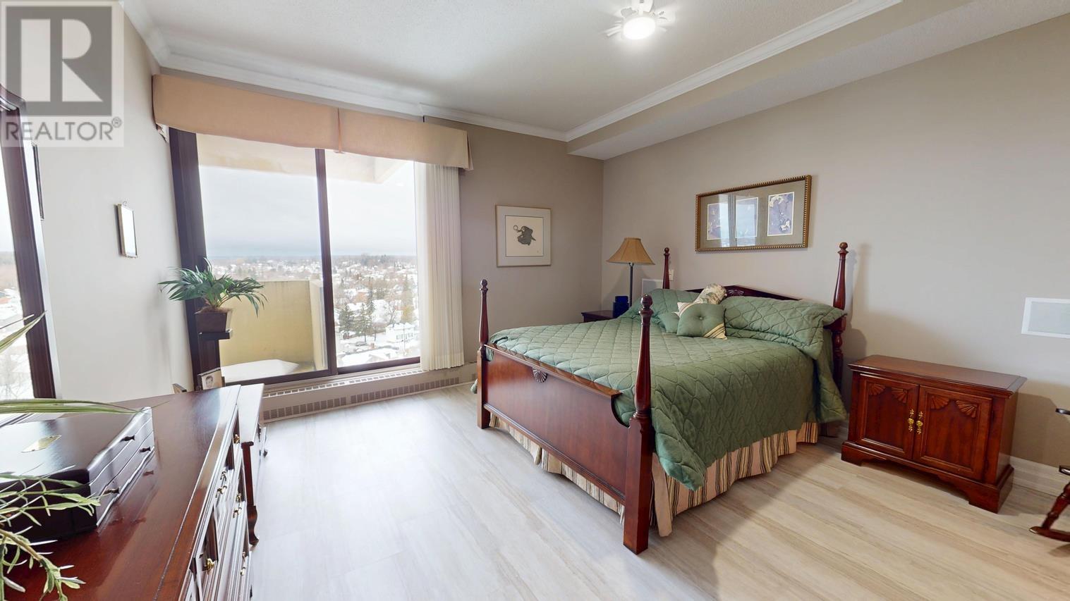 1139 Queen St E # Ph1, Sault Ste. Marie, Ontario  P6A 6K5 - Photo 24 - SM260085