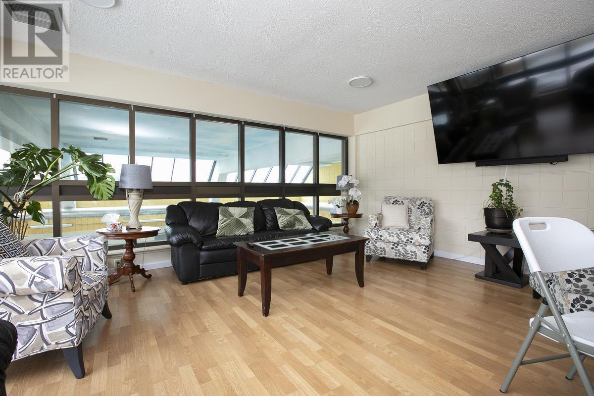 1139 Queen St E # Ph1, Sault Ste. Marie, Ontario  P6A 6K5 - Photo 39 - SM260085