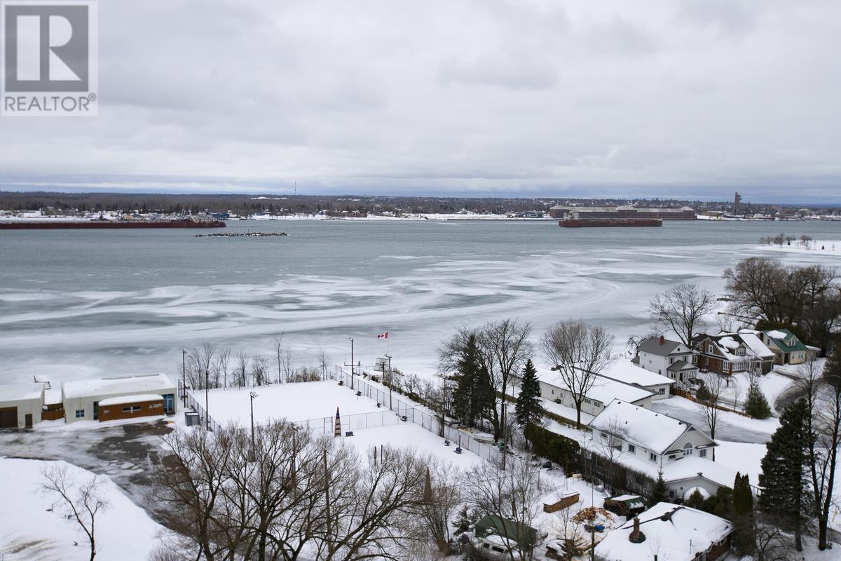 1139 Queen St E # Ph1, Sault Ste. Marie, Ontario  P6A 6K5 - Photo 47 - SM260085