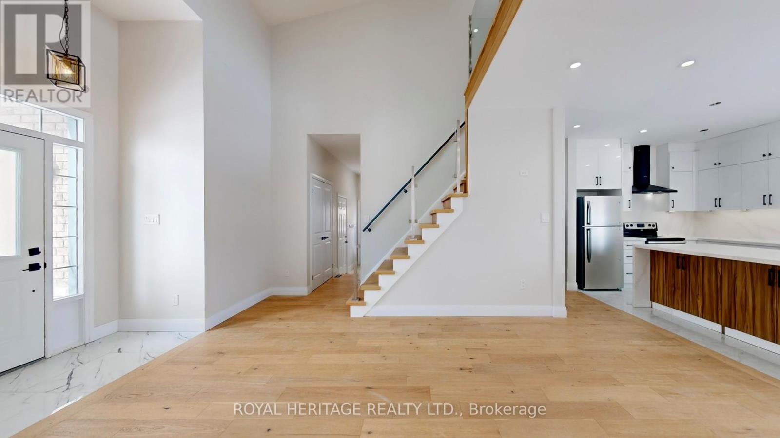 53 Meadow's End Crescent, Uxbridge, Ontario  L9P 0A5 - Photo 4 - N12807156