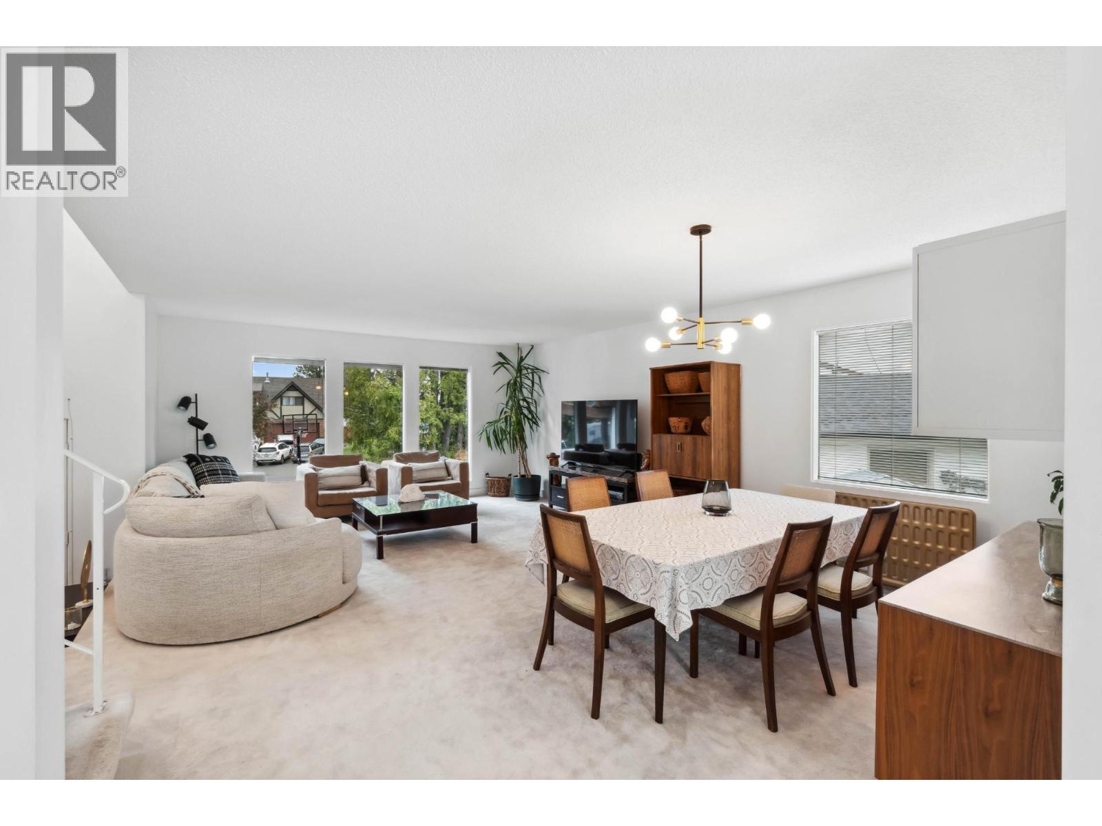 125 Monmouth Drive, Kamloops, British Columbia  V2E 1L8 - Photo 5 - 10376534