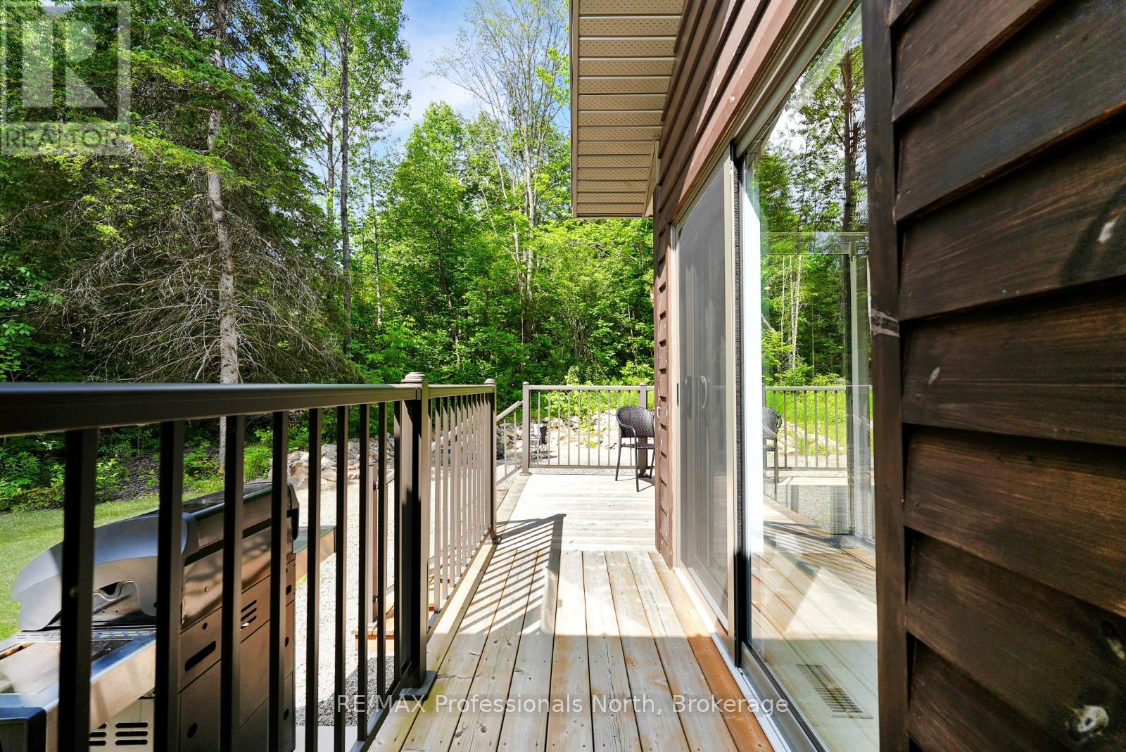 1462 Minnicock Lake Road, Dysart Et Al (Dysart), Ontario  K0M 1S0 - Photo 29 - X12807030