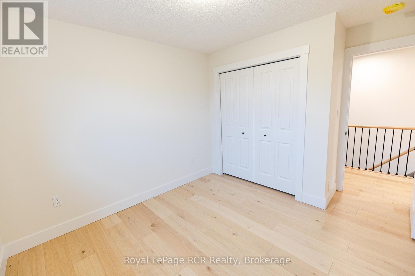 222 16th Avenue Crescent, Hanover, Ontario  N4N 3V3 - Photo 15 - X12807152