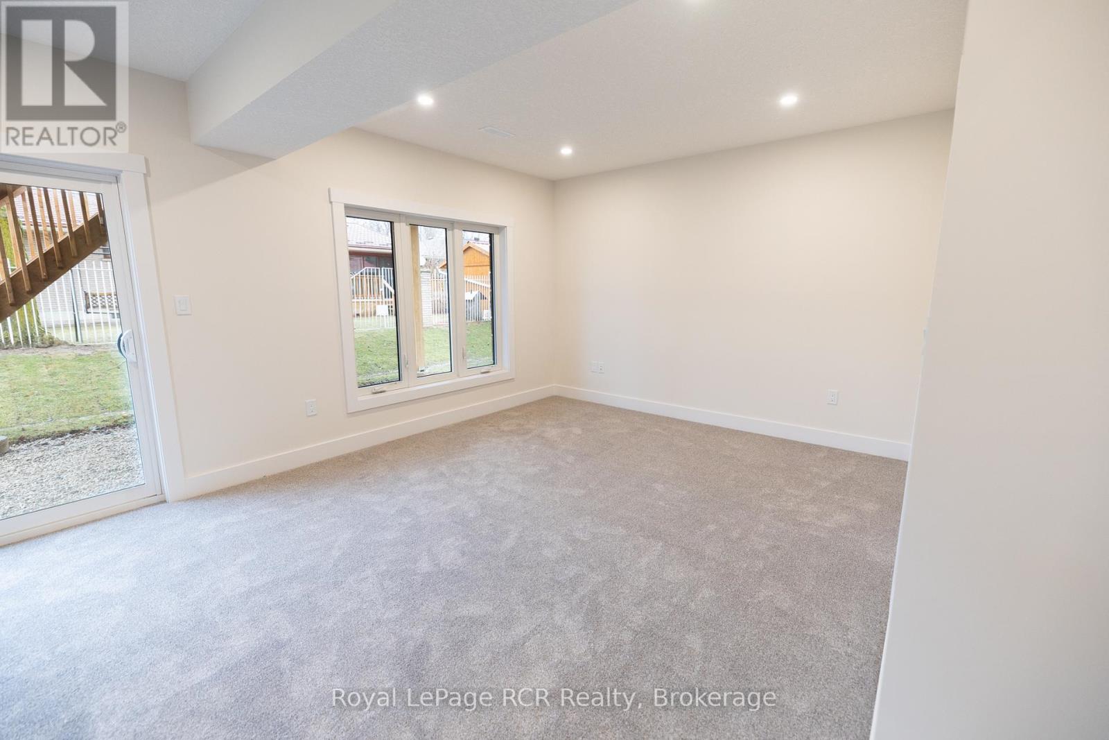 222 16th Avenue Crescent, Hanover, Ontario  N4N 3V3 - Photo 30 - X12807152