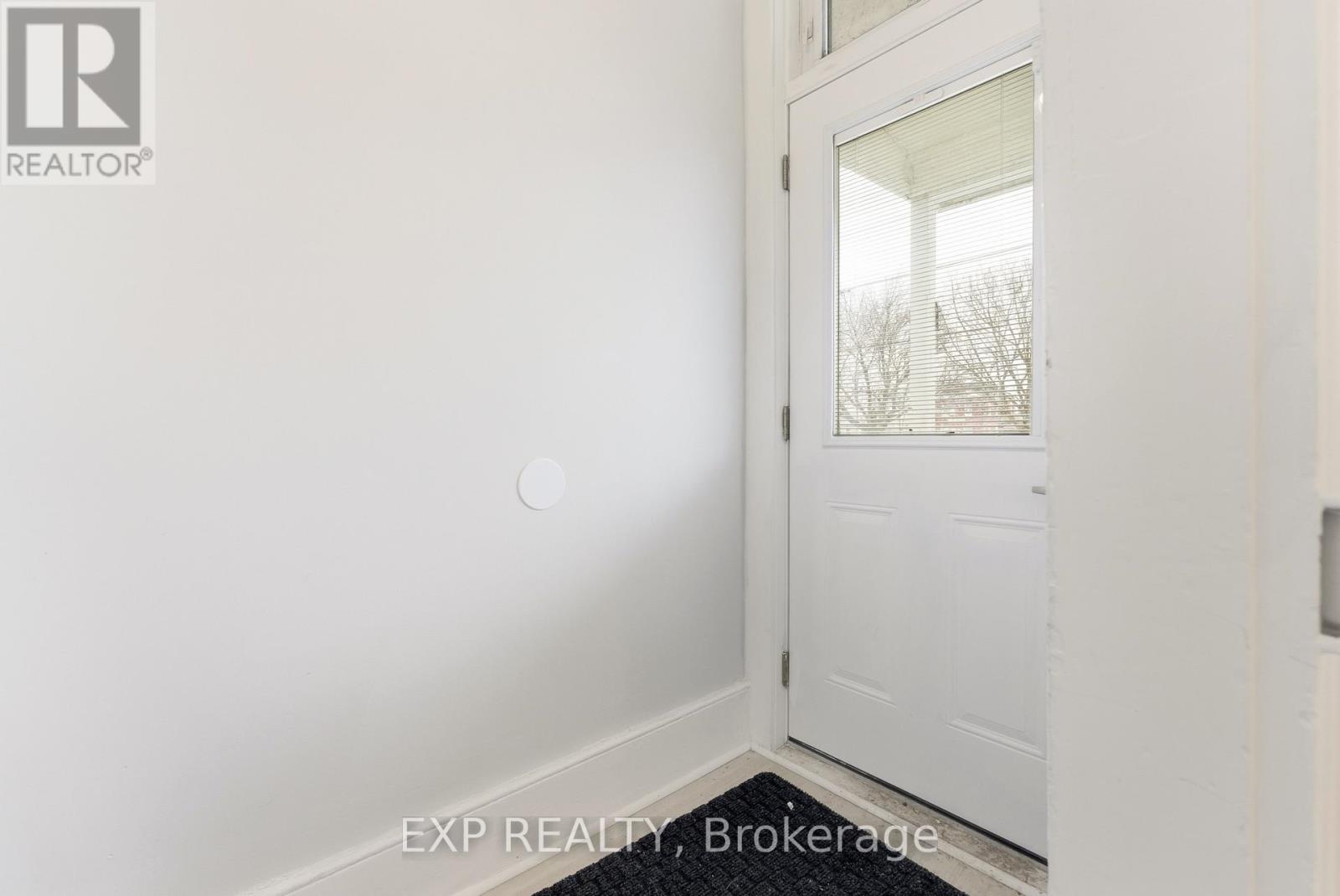 68-70 South George Street, Belleville, Ontario  K8N 3G6 - Photo 3 - X12807032