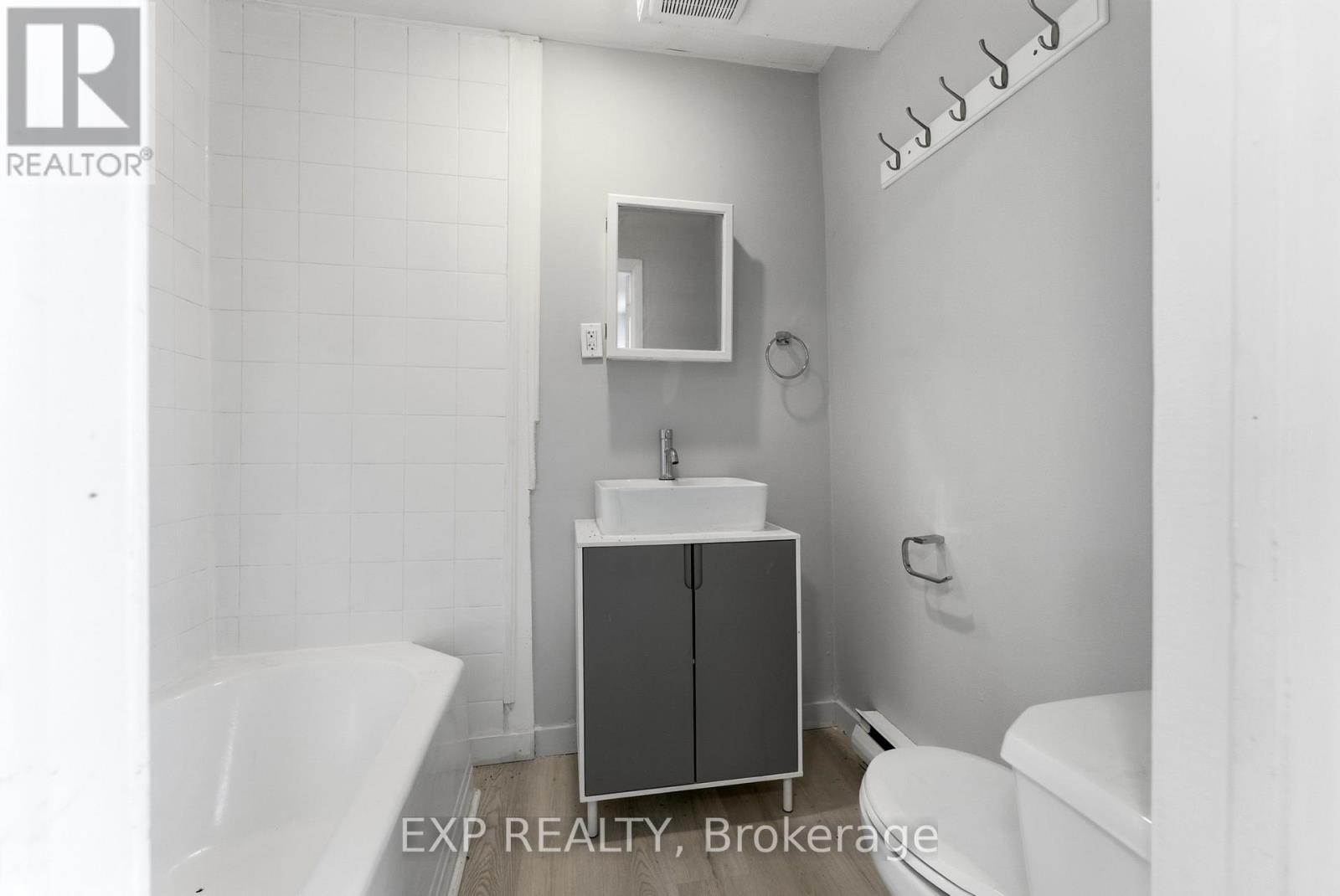 68-70 South George Street, Belleville, Ontario  K8N 3G6 - Photo 41 - X12807032