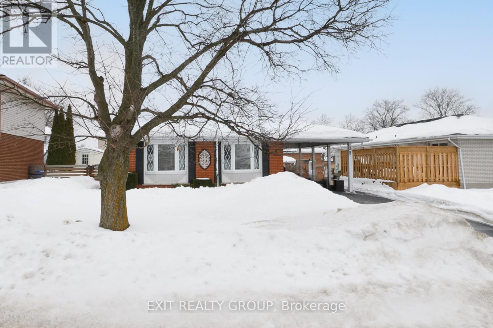 35 Fifth Avenue, Quinte West, Ontario  K8V 5N9 - Photo 1 - X12807082