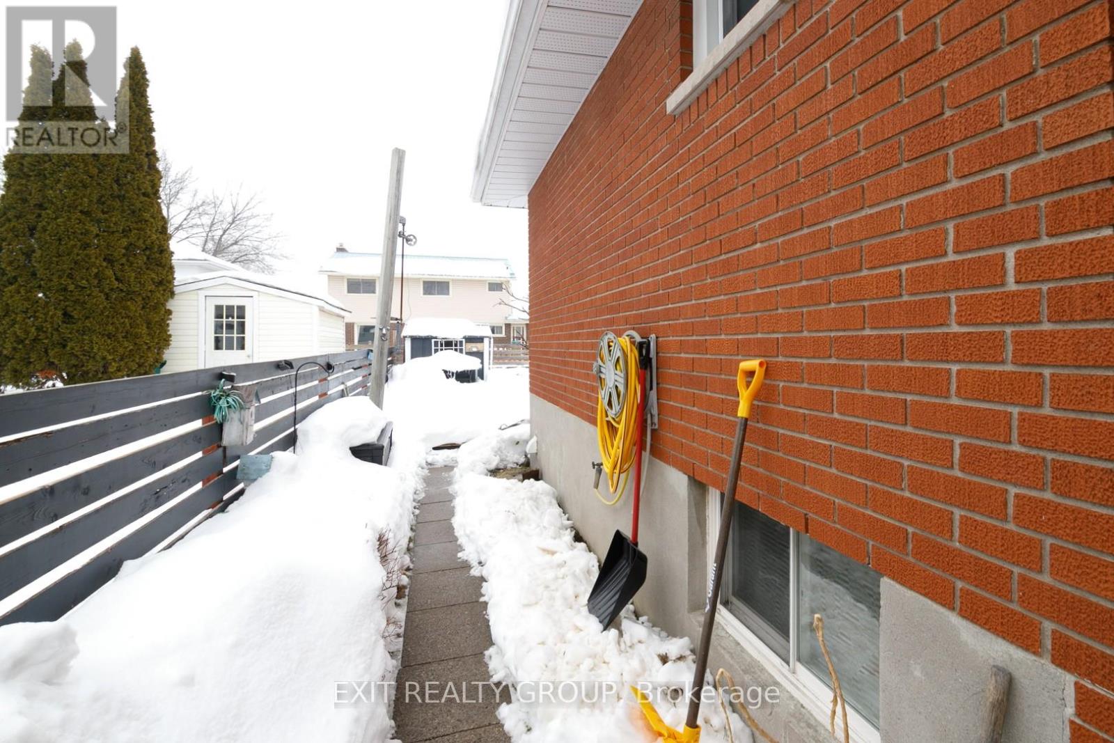 35 Fifth Avenue, Quinte West, Ontario  K8V 5N9 - Photo 24 - X12807082