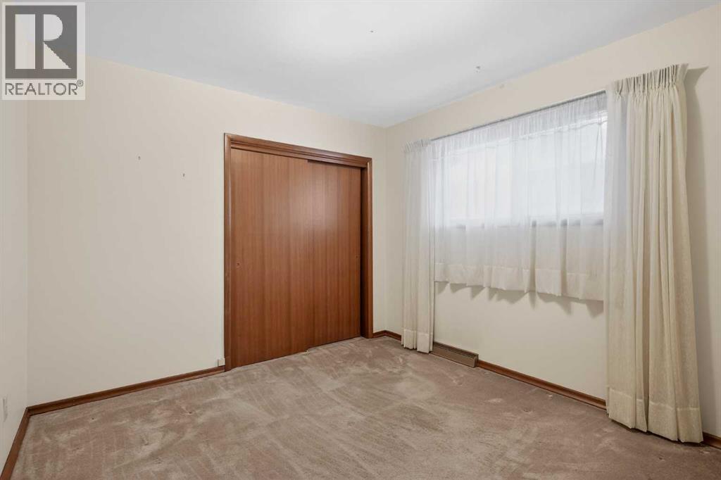 337 Capri Avenue Nw, Calgary, Alberta  T2L 0J4 - Photo 17 - A2286264