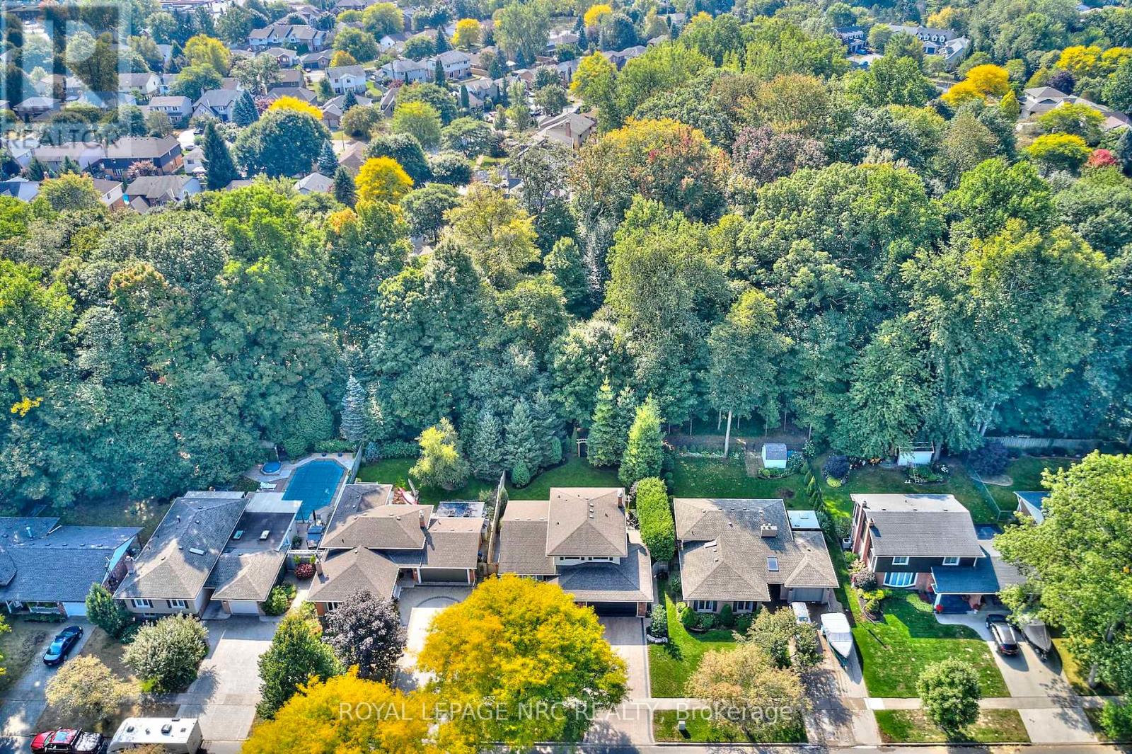 28 Spruceside Crescent, Pelham, Ontario  L0S 1E1 - Photo 47 - X12804474