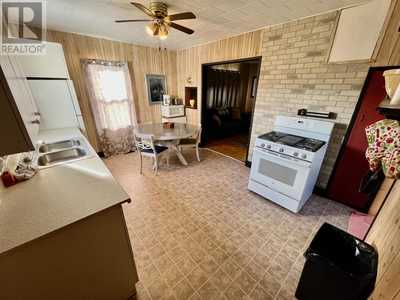 2541 Hwy 105, Wabigoon Township, Vermilion Bay, Ontario  P0V 2V0 - Photo 6 - TB253341