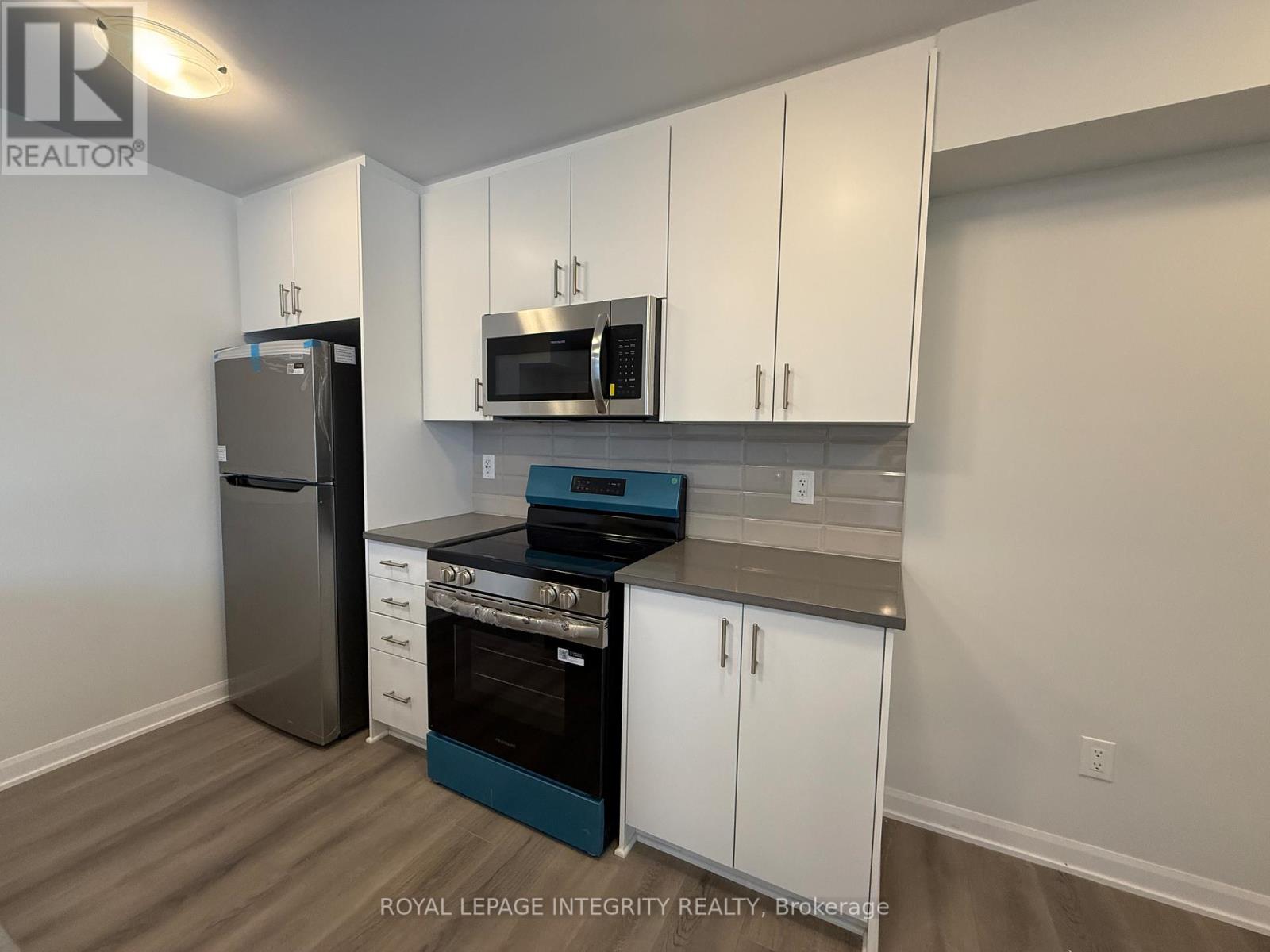 1217 Creekway Private, Ottawa, Ontario  K2T 0R8 - Photo 7 - X12807006