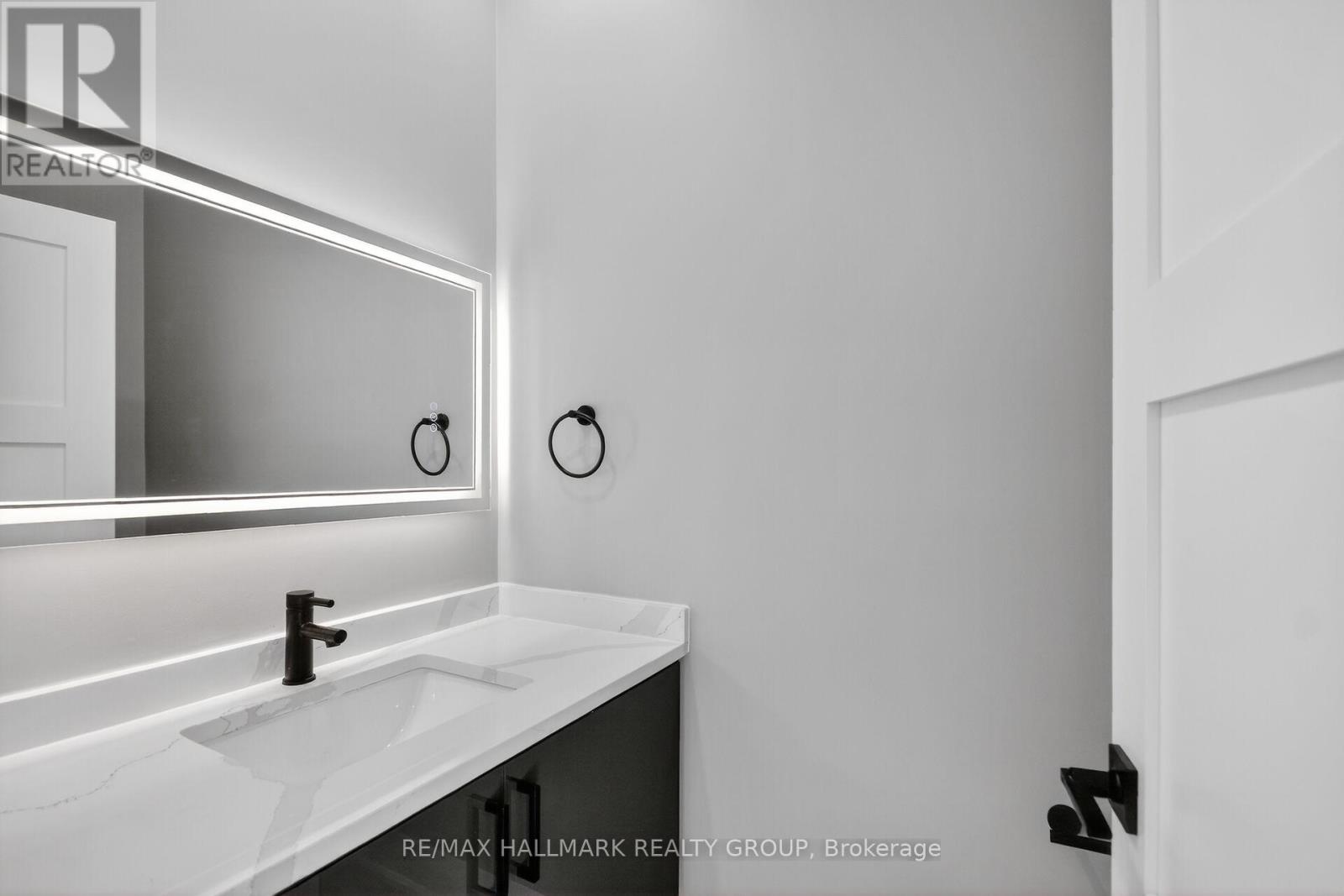 Main/second Floor Unit - 78 Burnett's Grove Circle, Ottawa, Ontario  K2J 1N7 - Photo 25 - X12807054