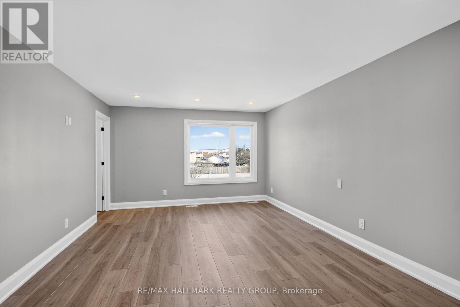 Main/second Floor Unit - 78 Burnett's Grove Circle, Ottawa, Ontario  K2J 1N7 - Photo 28 - X12807054