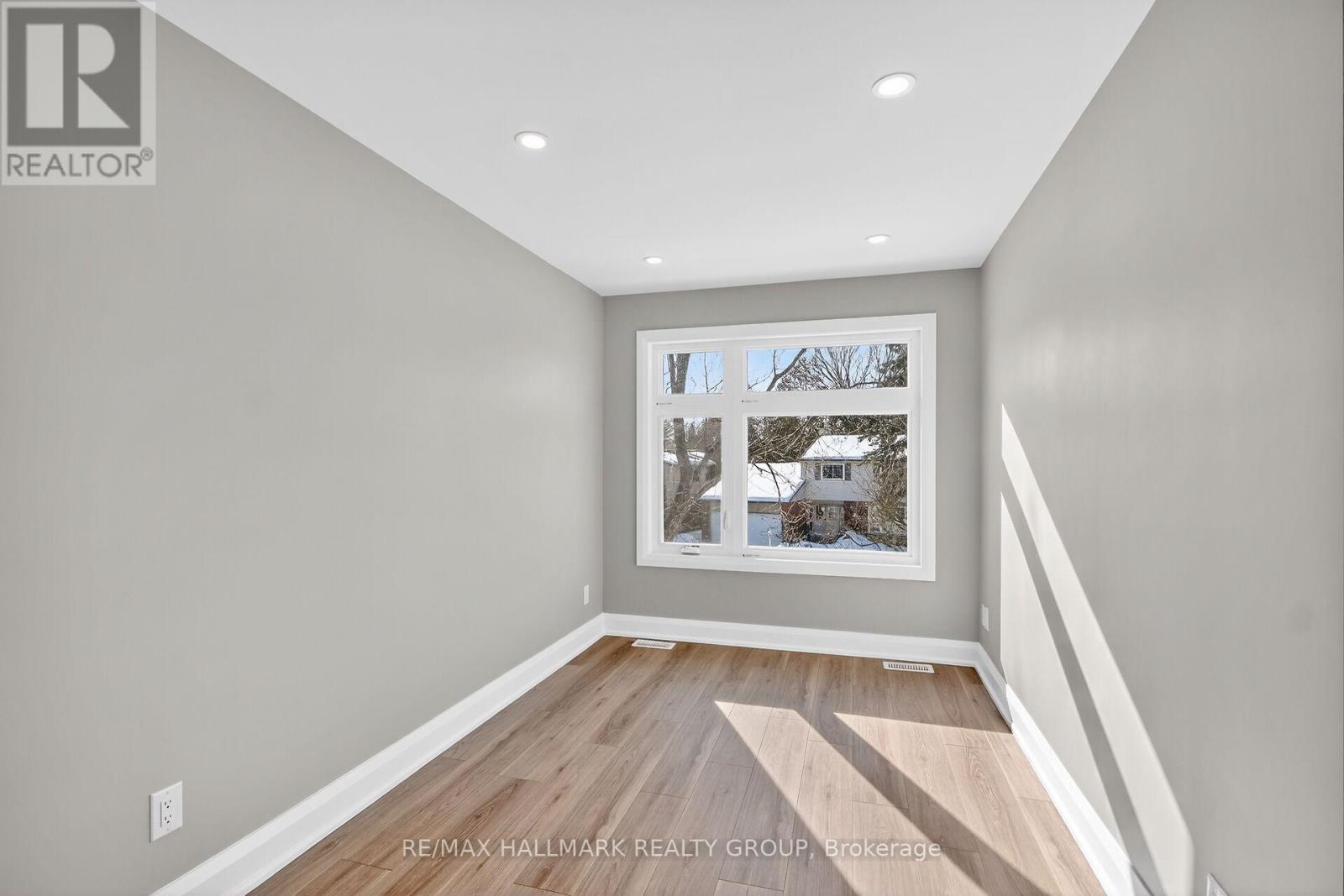 Main/second Floor Unit - 78 Burnett's Grove Circle, Ottawa, Ontario  K2J 1N7 - Photo 37 - X12807054