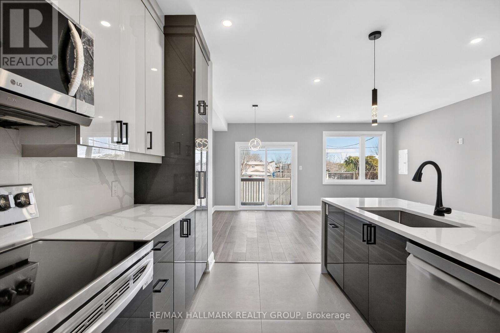 Main/second Floor Unit - 78 Burnett's Grove Circle, Ottawa, Ontario  K2J 1N7 - Photo 9 - X12807054