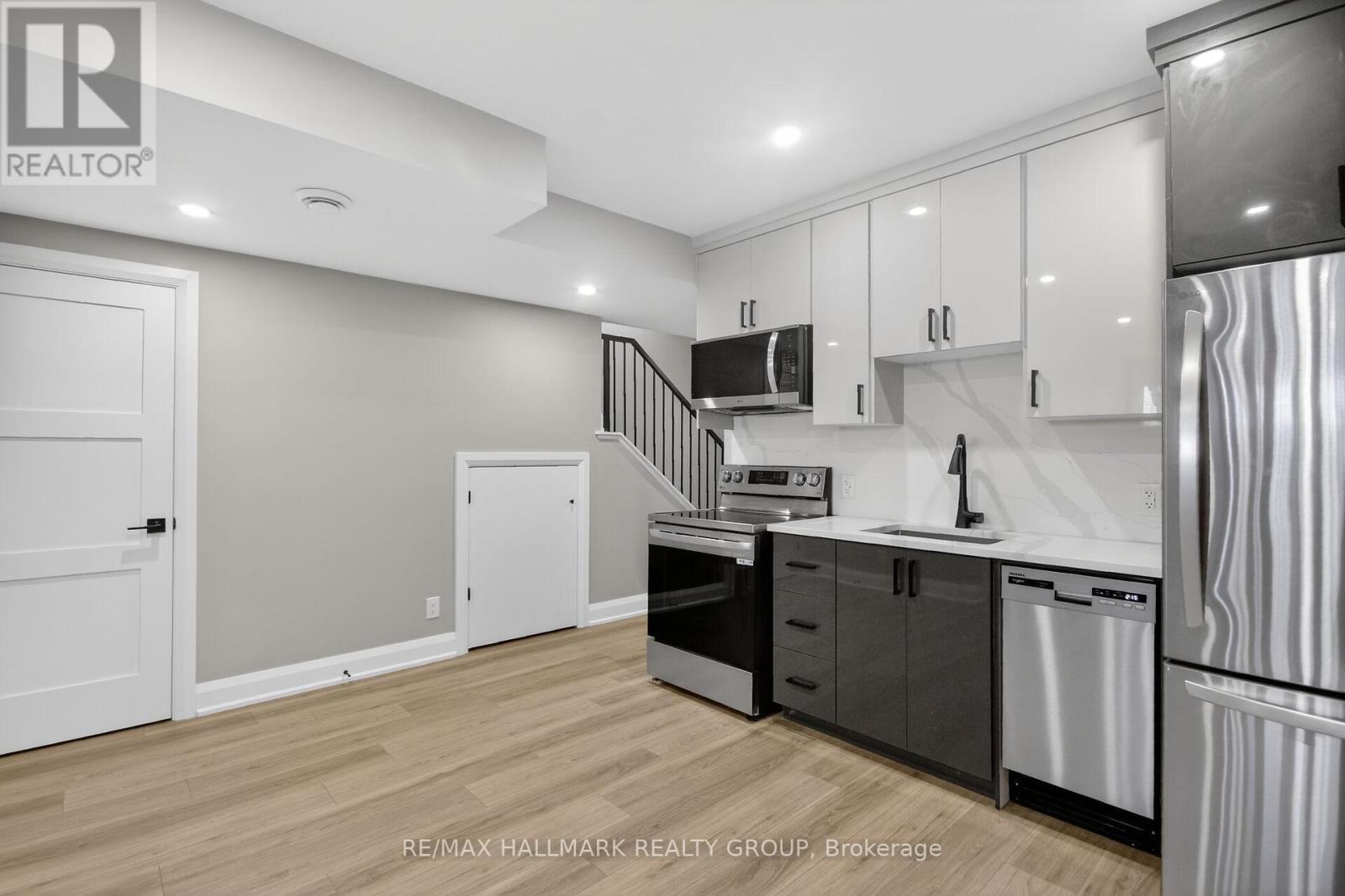 B - Basement Unit - 78 Burnett's Grove Circle, Ottawa, Ontario  K2J 1N7 - Photo 14 - X12807058