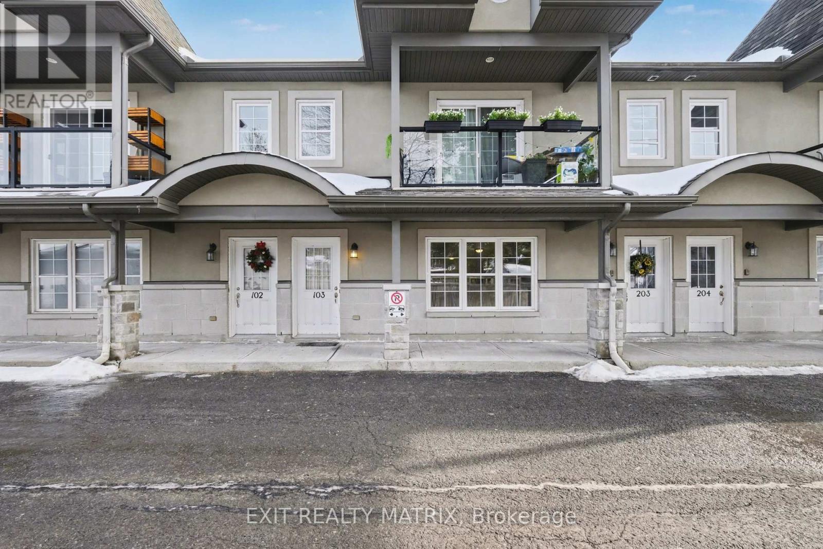 103 - 856 Notre-Dame Street, Russell, Ontario  K0A 1W0 - Photo 2 - X12807070