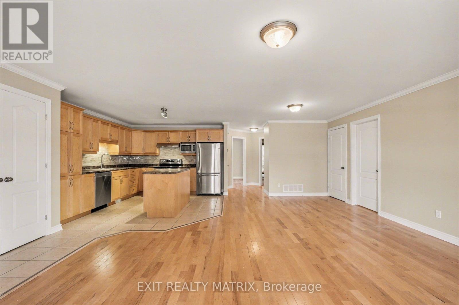 103 - 856 Notre-Dame Street, Russell, Ontario  K0A 1W0 - Photo 6 - X12807070