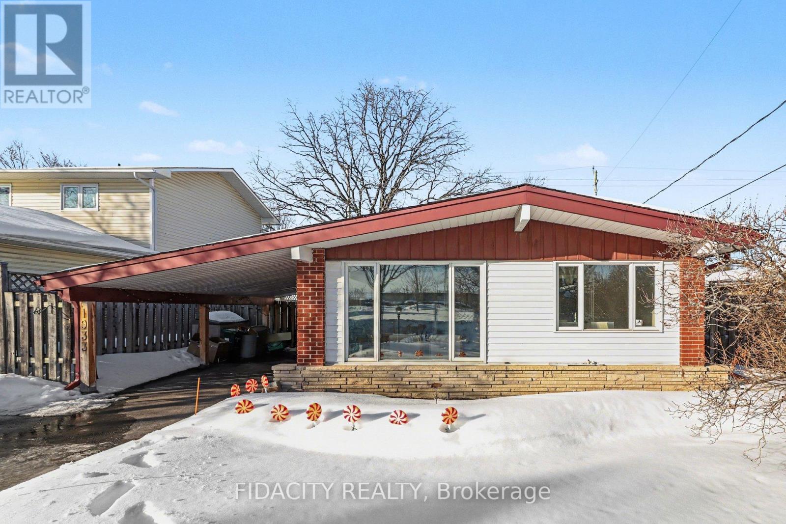 1933 CONNECTICUT AVENUE, Ottawa, Ontario