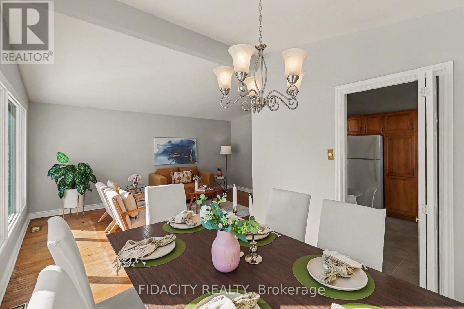 1933 Connecticut Avenue, Ottawa, Ontario  K1H 6Y3 - Photo 8 - X12807110