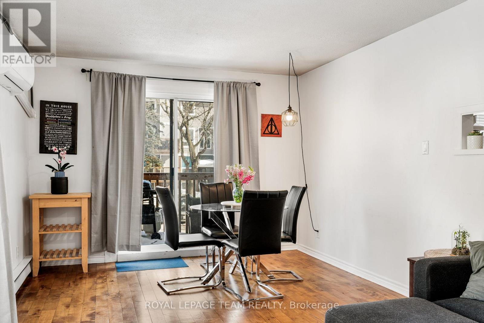 4 - 160 Fenerty Court, Ottawa, Ontario  K2L 3A7 - Photo 12 - X12807154