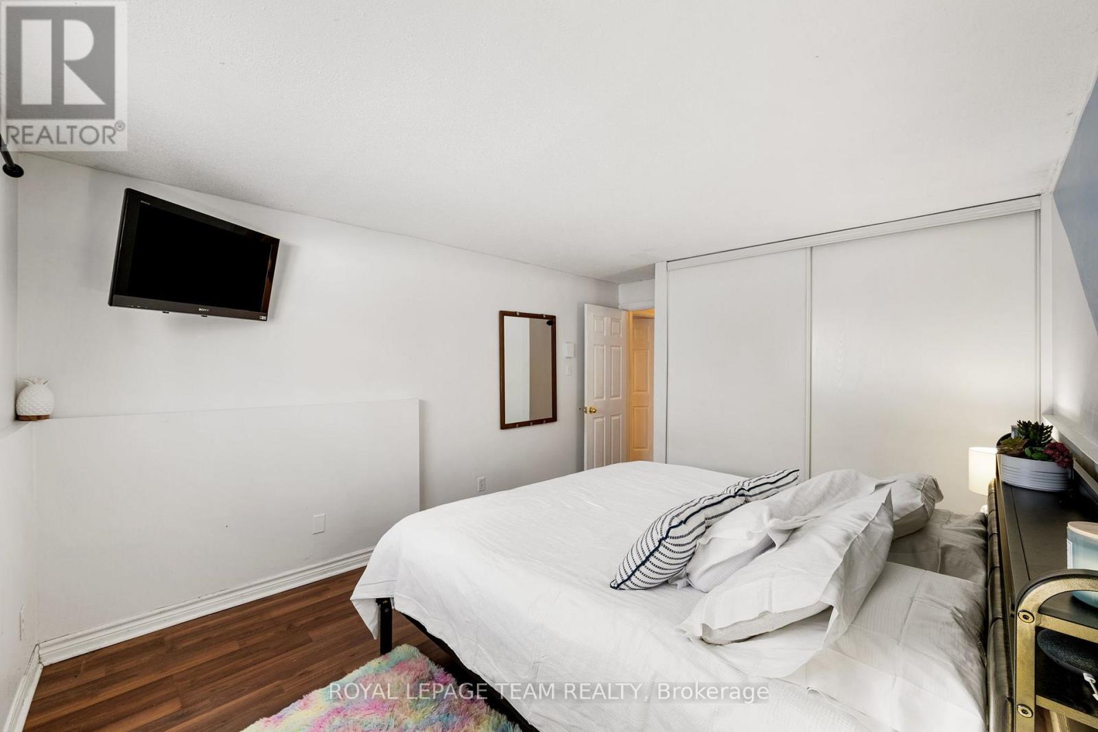 4 - 160 Fenerty Court, Ottawa, Ontario  K2L 3A7 - Photo 17 - X12807154