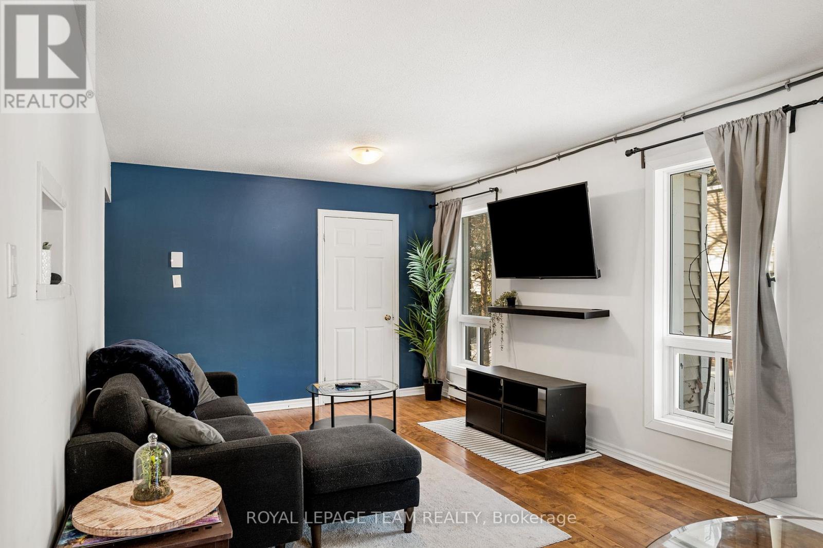 4 - 160 Fenerty Court, Ottawa, Ontario  K2L 3A7 - Photo 9 - X12807154