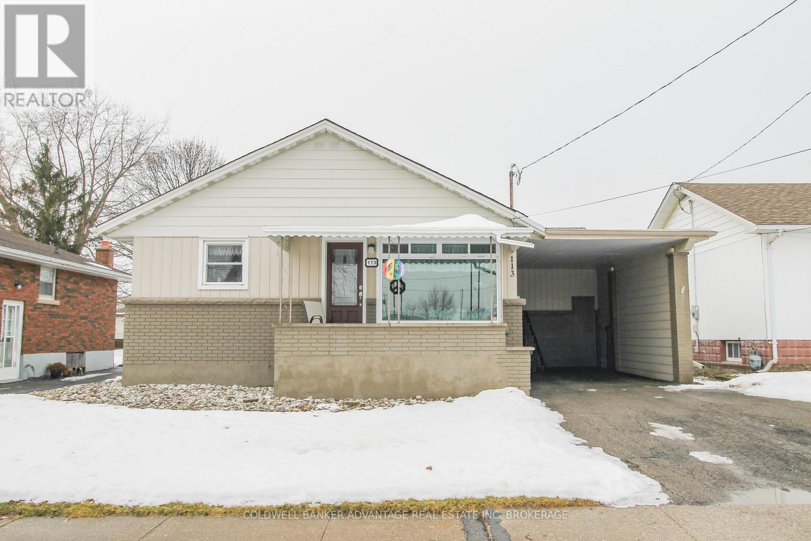 113 Golden Boulevard W, Welland, Ontario  L3B 1H9 - Photo 1 - X12807050