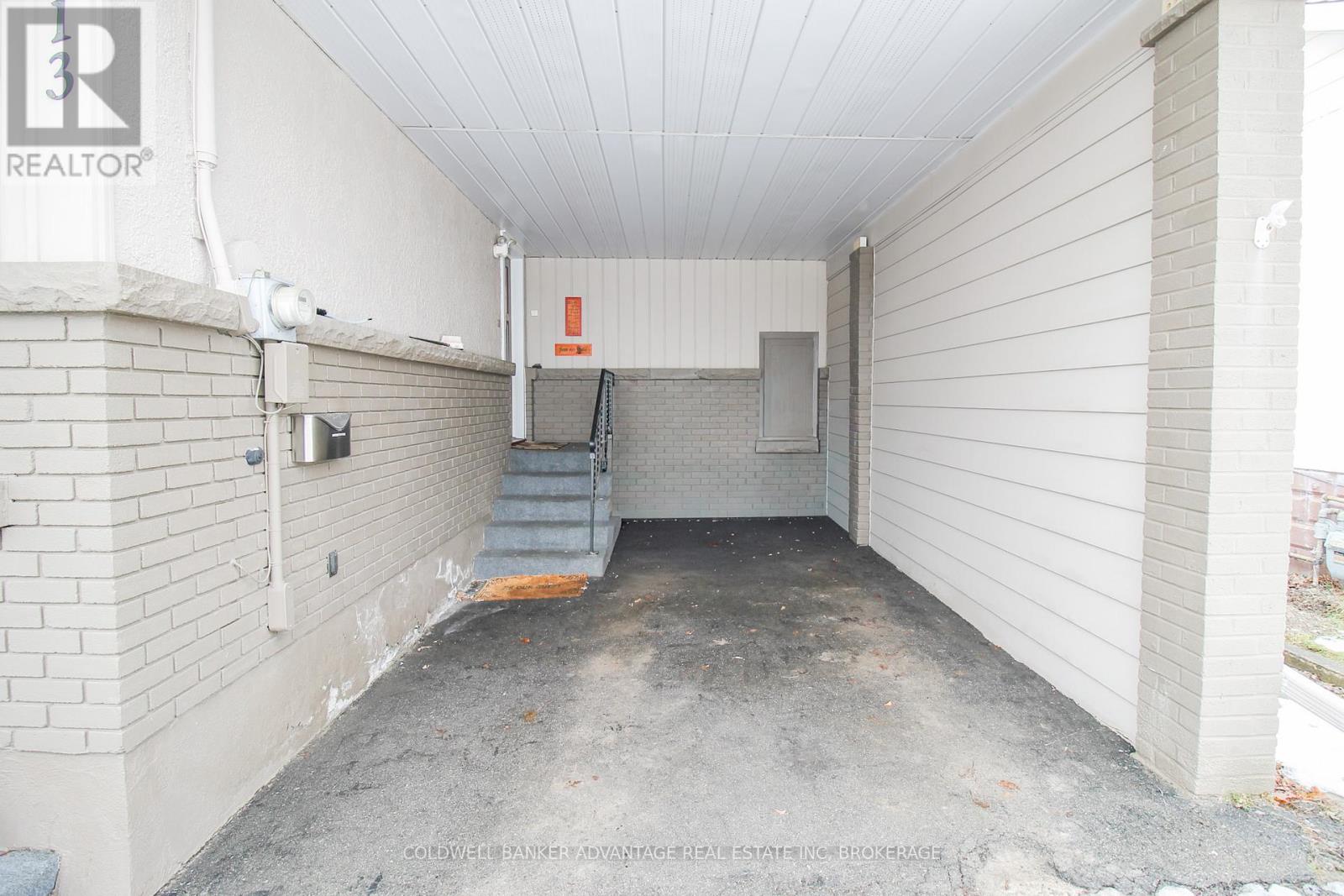 113 Golden Boulevard W, Welland, Ontario  L3B 1H9 - Photo 4 - X12807050