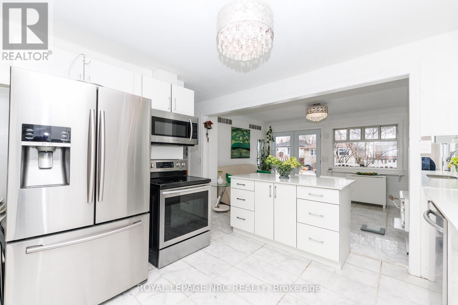 7 Vera Street, St. Catharines, Ontario  L2S 1C3 - Photo 10 - X12807086