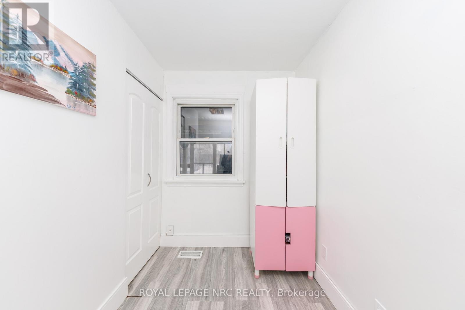 7 Vera Street, St. Catharines, Ontario  L2S 1C3 - Photo 17 - X12807086