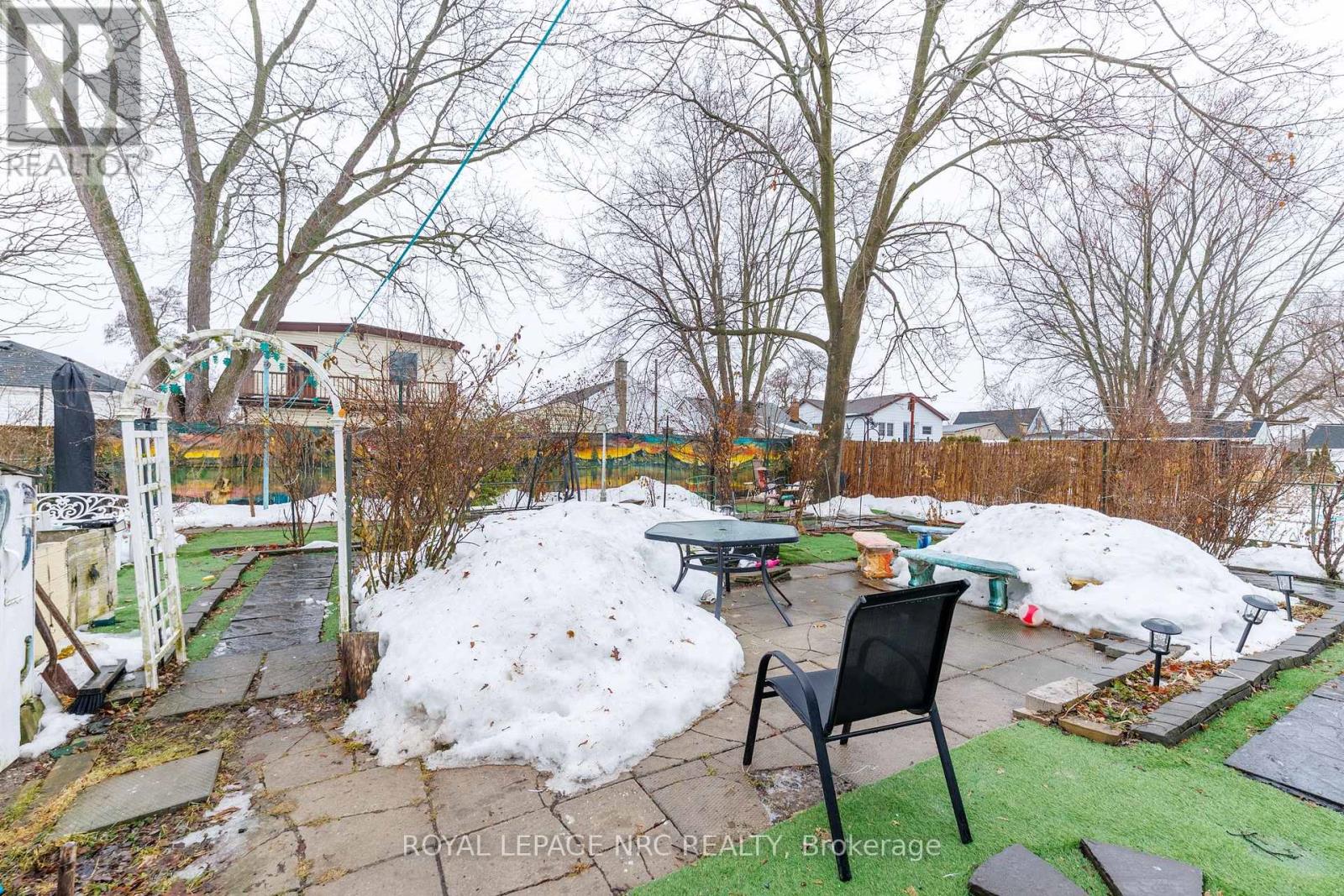 7 Vera Street, St. Catharines, Ontario  L2S 1C3 - Photo 24 - X12807086