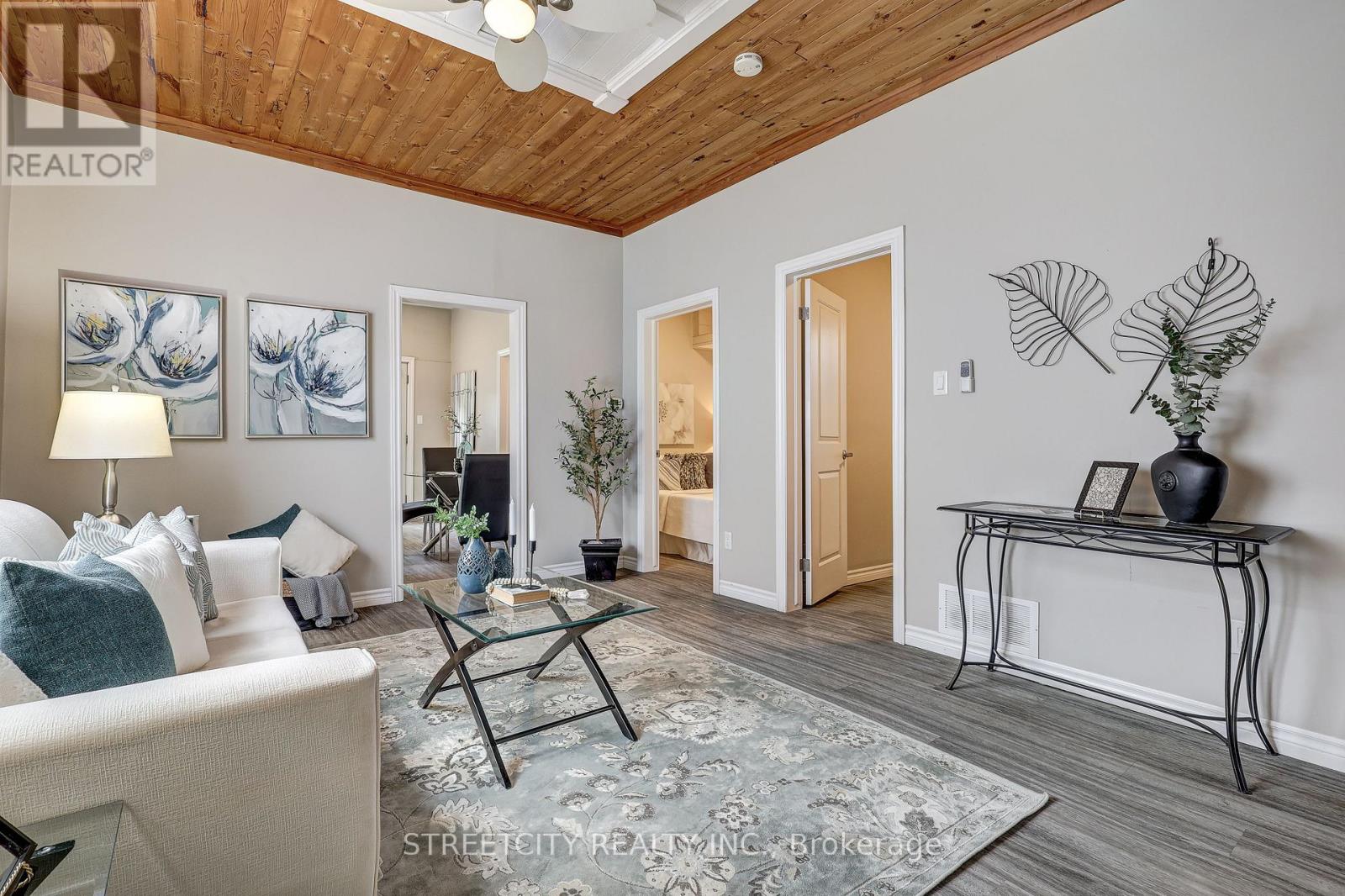 Photo 10 of 35 for 12 Cavendish Crescent