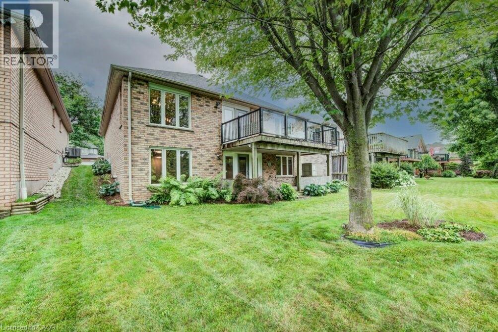 670 Salzburg Drive, Waterloo, Ontario  N2V 2N8 - Photo 46 - 40799848