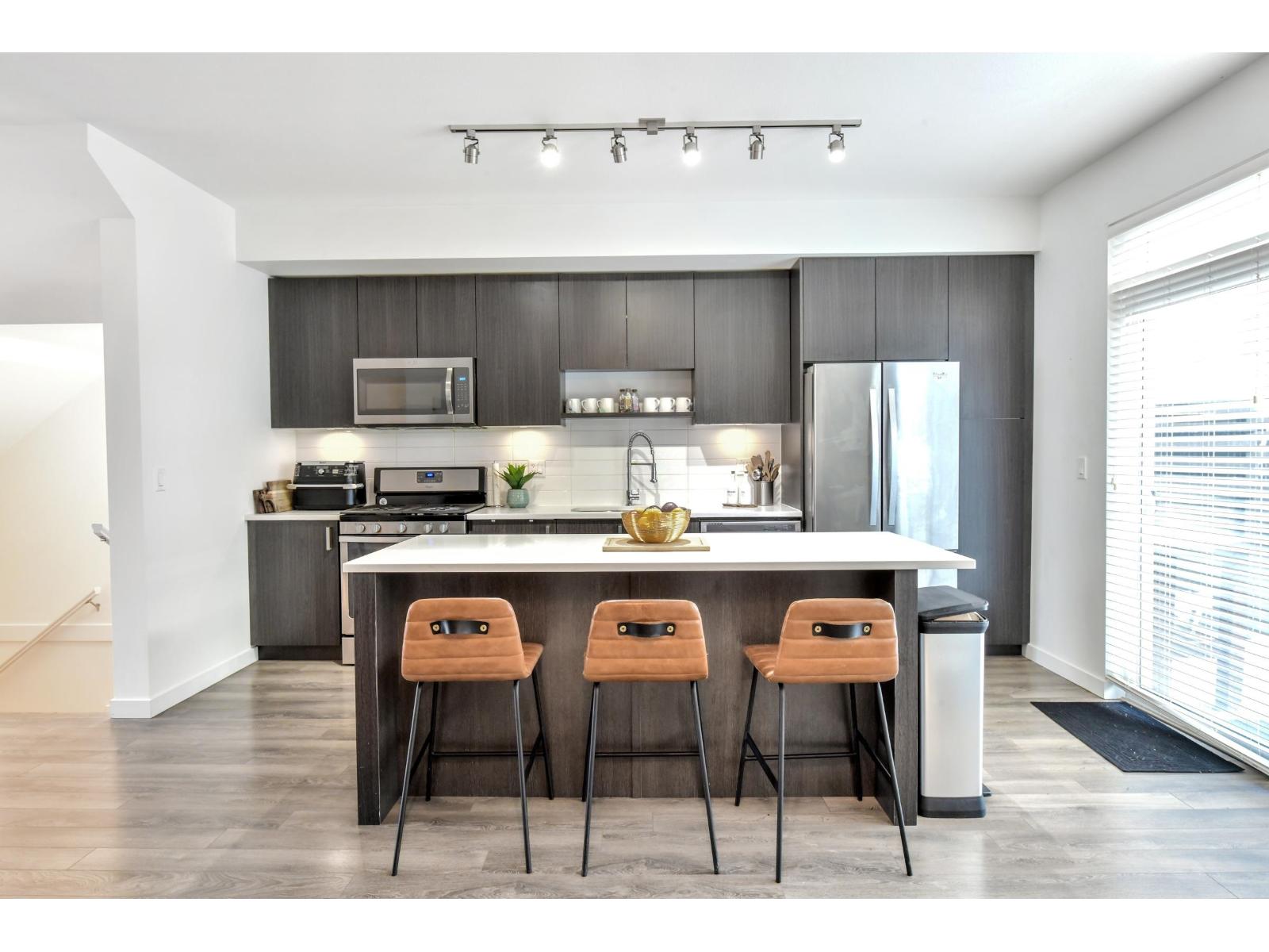 20 15268 28 Avenue, Surrey, British Columbia  V4P 0E8 - Photo 3 - R3092019