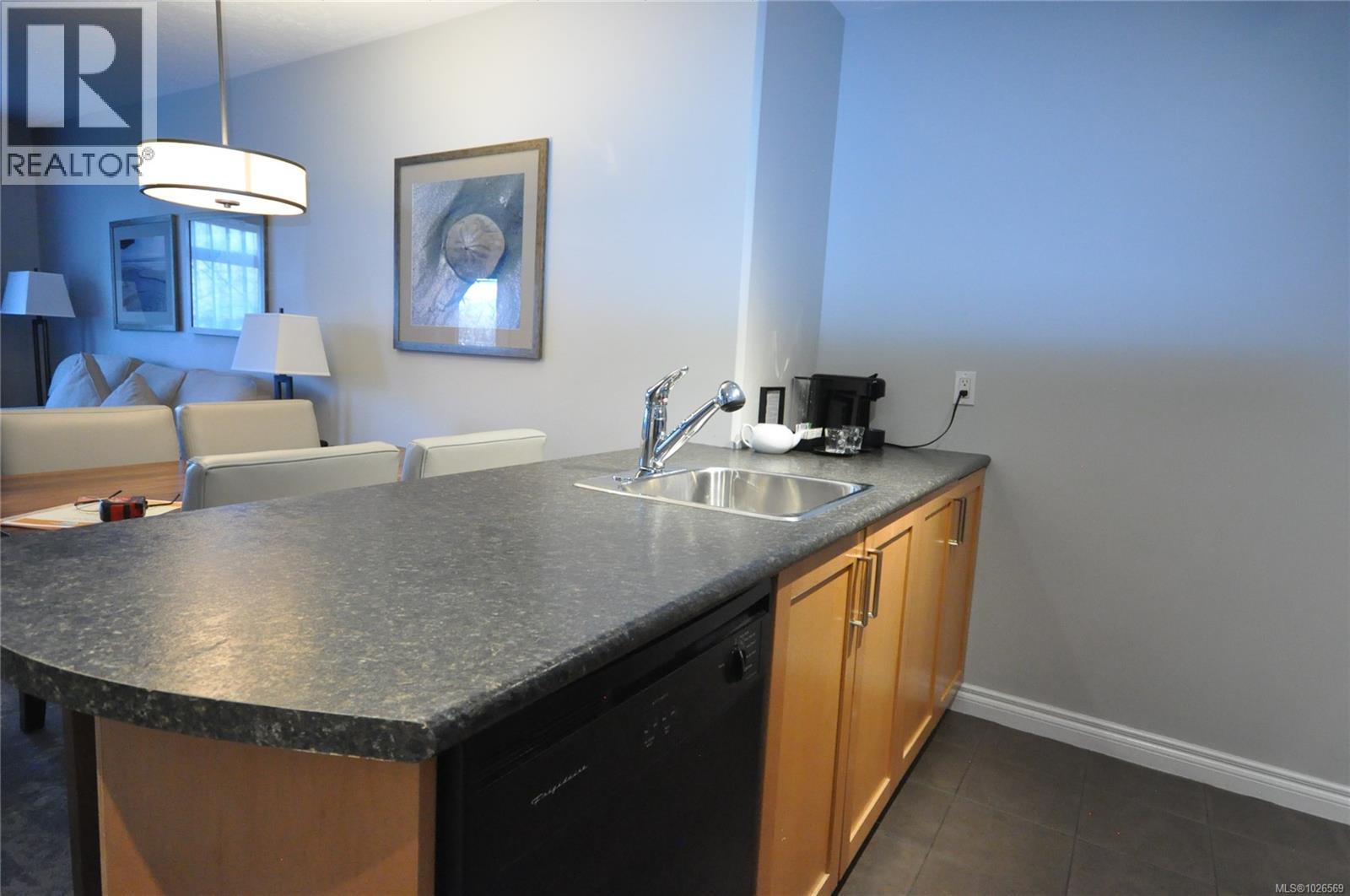 204d 1800 Riverside Lane, Courtenay, British Columbia  V9N 8C7 - Photo 4 - 1026569