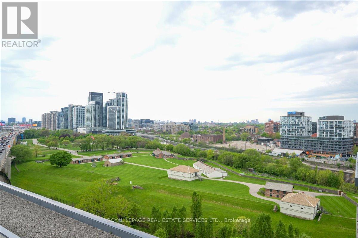 Ph - 08 - 169 Fort York Boulevard, Toronto, Ontario  M5V 0C8 - Photo 19 - C12806962