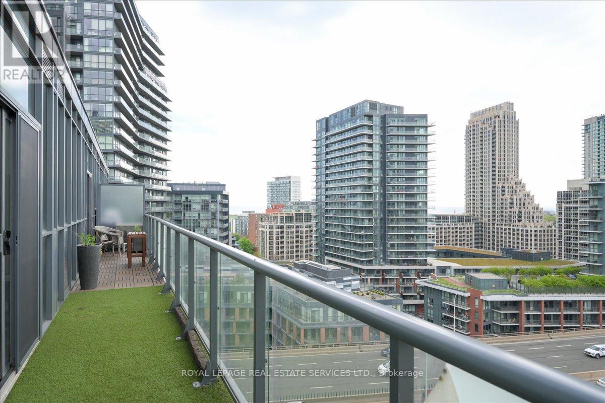 Ph - 08 - 169 Fort York Boulevard, Toronto, Ontario  M5V 0C8 - Photo 22 - C12806962