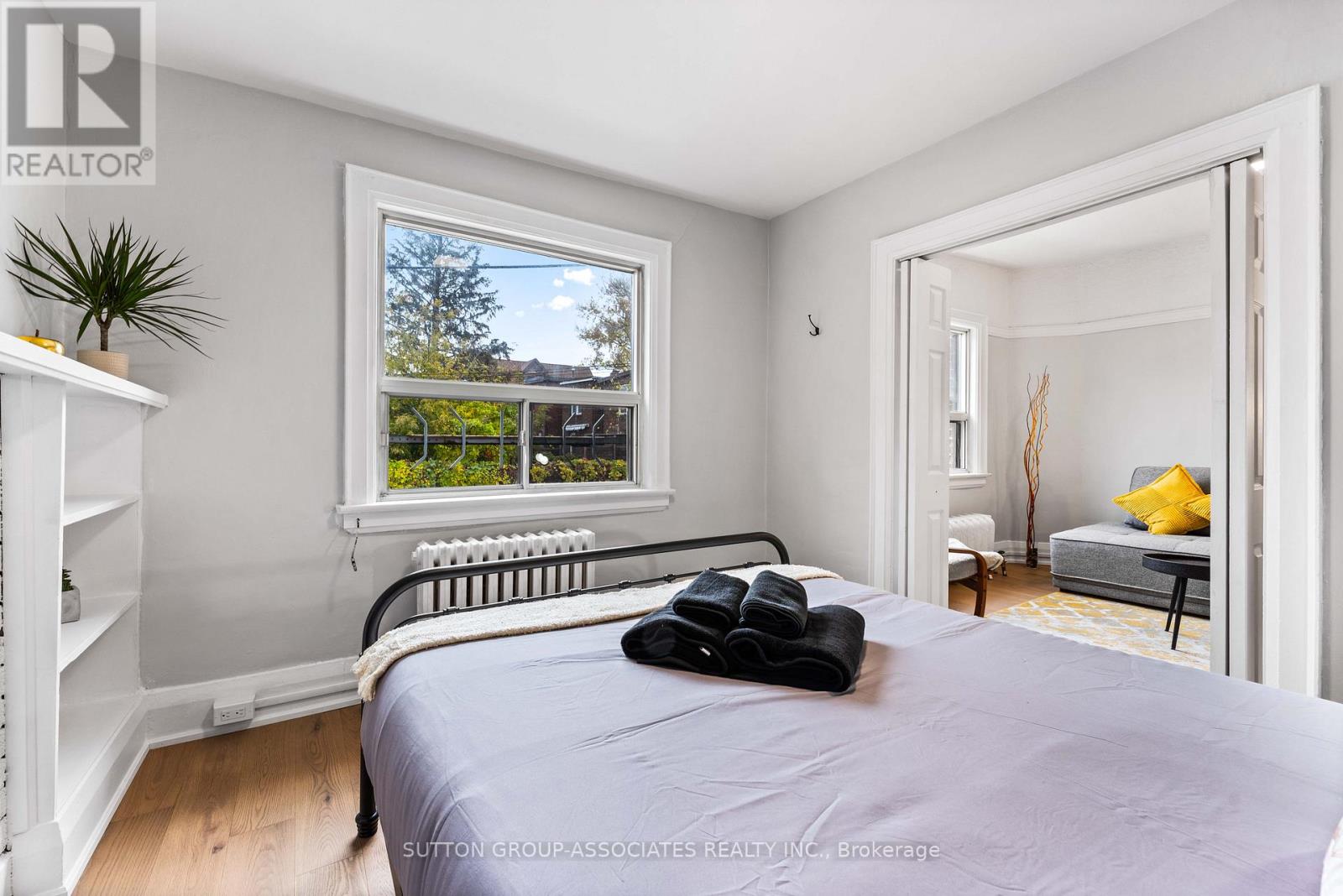 2 - 582 St Clair Avenue W, Toronto, Ontario  M6C 1A6 - Photo 11 - C12806966