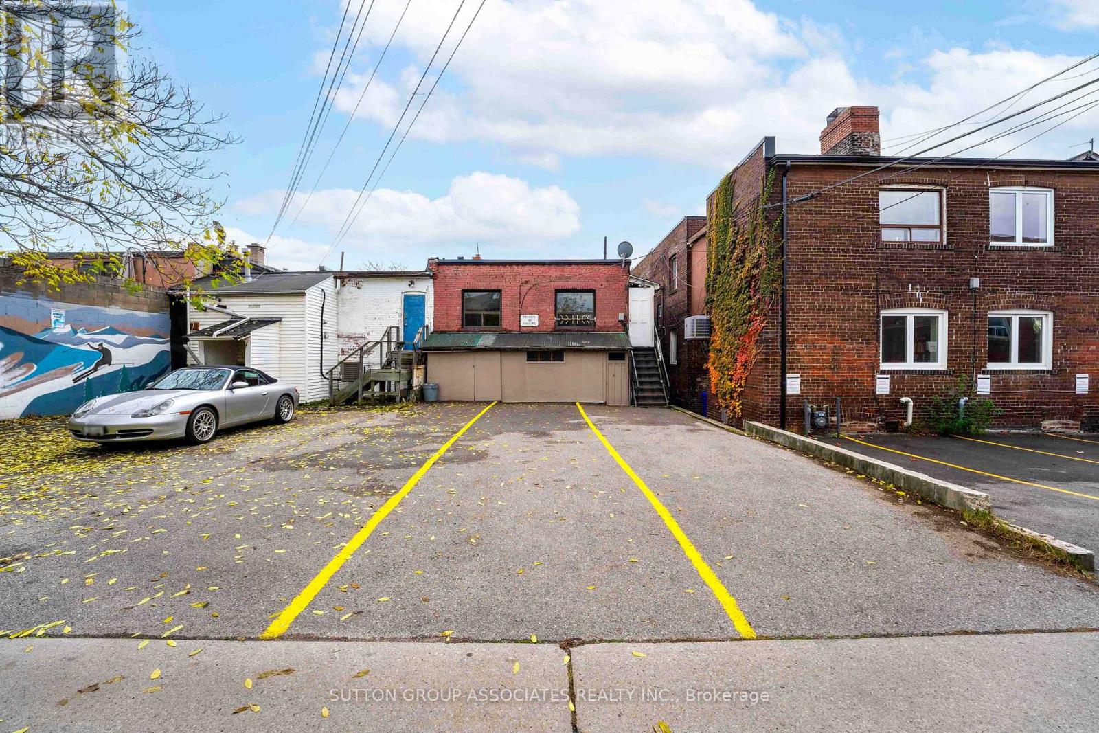 2 - 582 St Clair Avenue W, Toronto, Ontario  M6C 1A6 - Photo 25 - C12806966