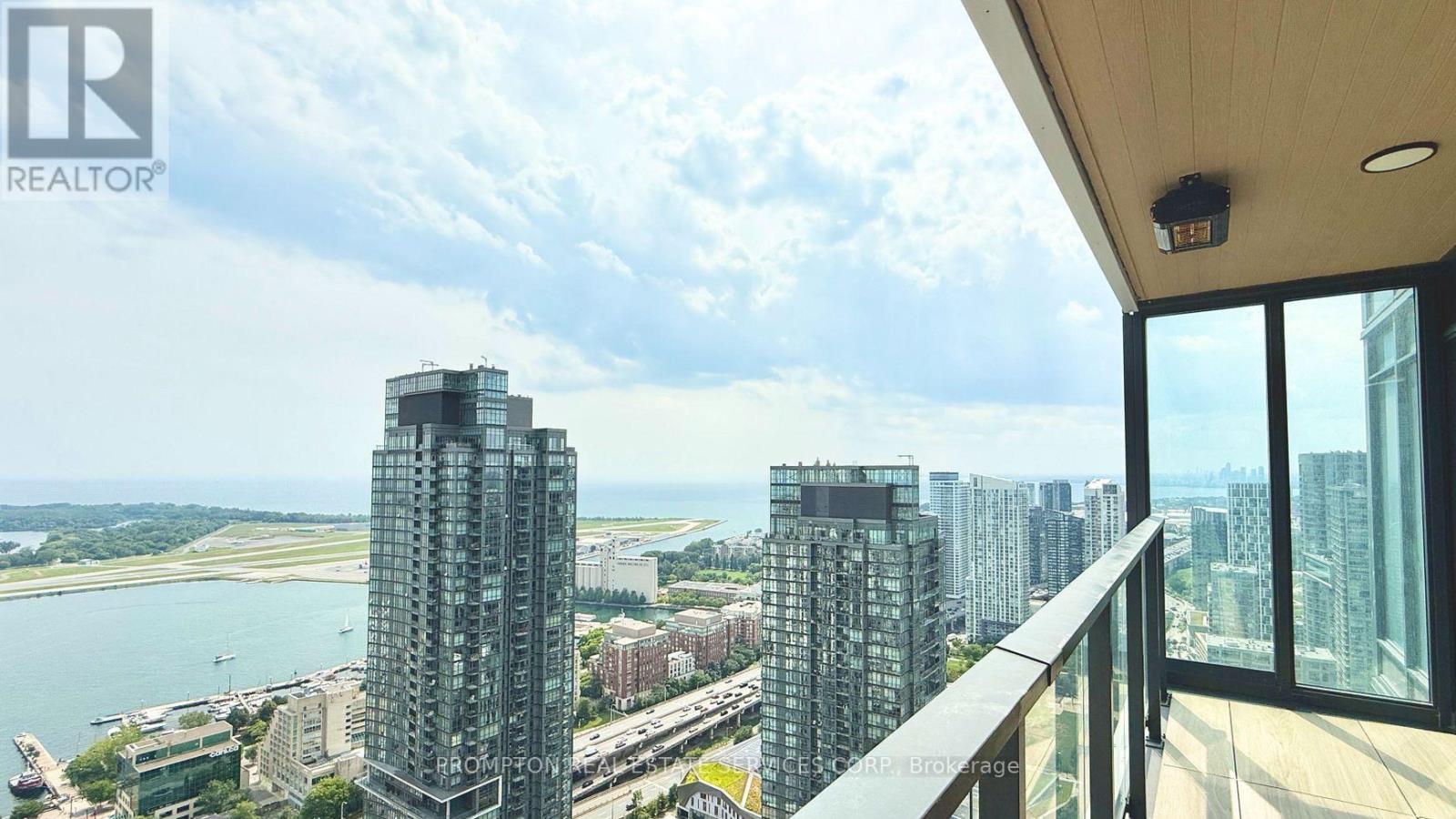 4911 - 3 Concord Cityplace Way, Toronto (Waterfront Communities), Ontario  M5V 0X4 - Photo 19 - C12807090