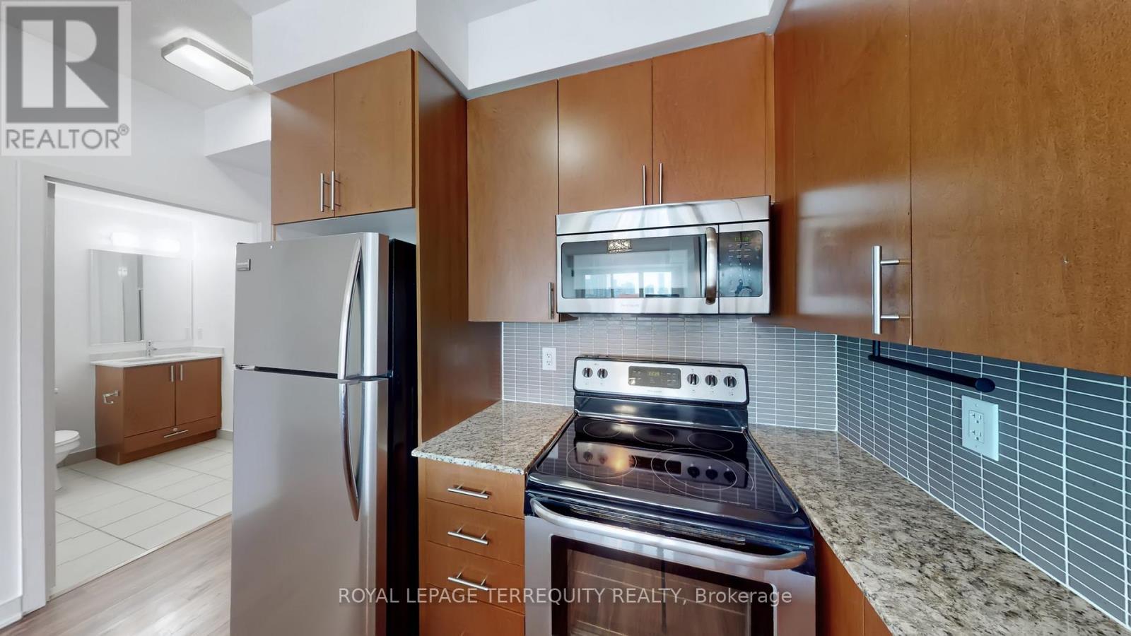 1113 - 260 Sackville Street, Toronto (Regent Park), Ontario  M5A 0B3 - Photo 3 - C12807094