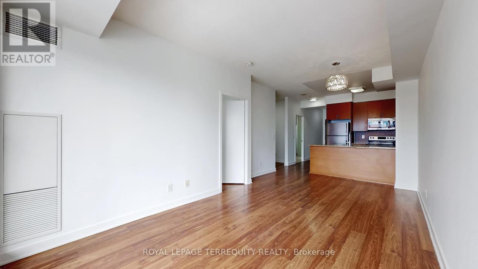 1113 - 260 Sackville Street, Toronto (Regent Park), Ontario  M5A 0B3 - Photo 6 - C12807094