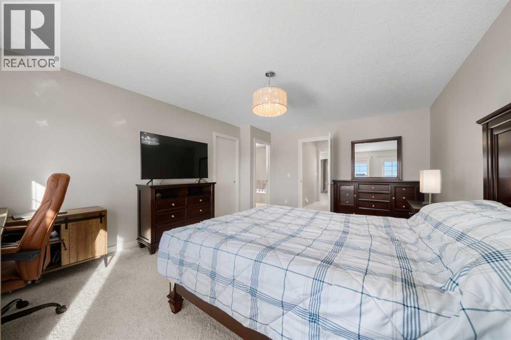 151 Heritage View, Cochrane, Alberta  T4C 0G5 - Photo 17 - A2286321