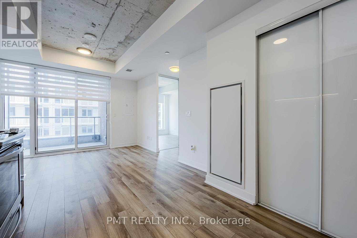 704 - 30 Baseball Place, Toronto, Ontario  M4M 0E8 - Photo 2 - E12806934
